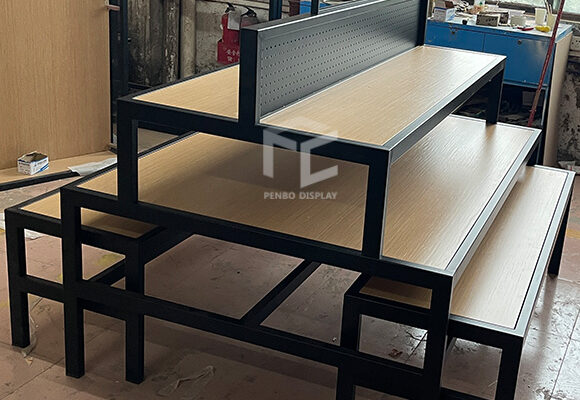 Modern Island Display Table For Retail Store