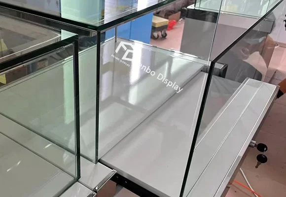 High-end Jewelry Display Counter for Sale