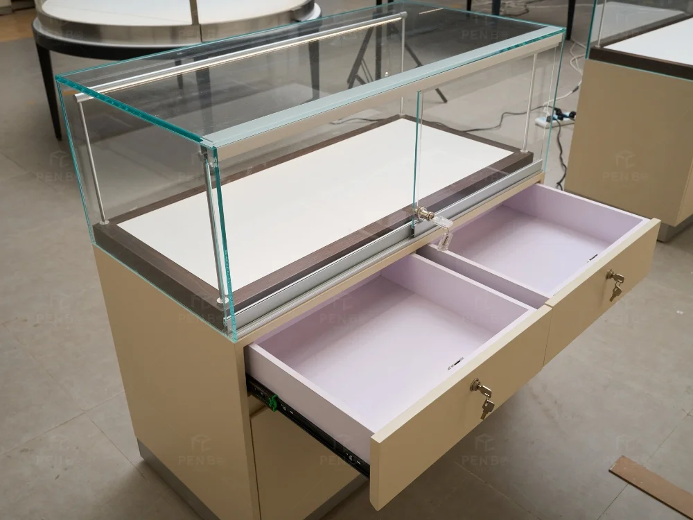 Custom watch and jewelry store showcases