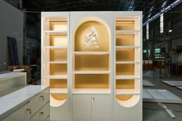 Custom Luxury Beauty Salon Display Cabinet with LED Lighting