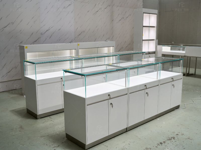 retail jewellery display cabinets