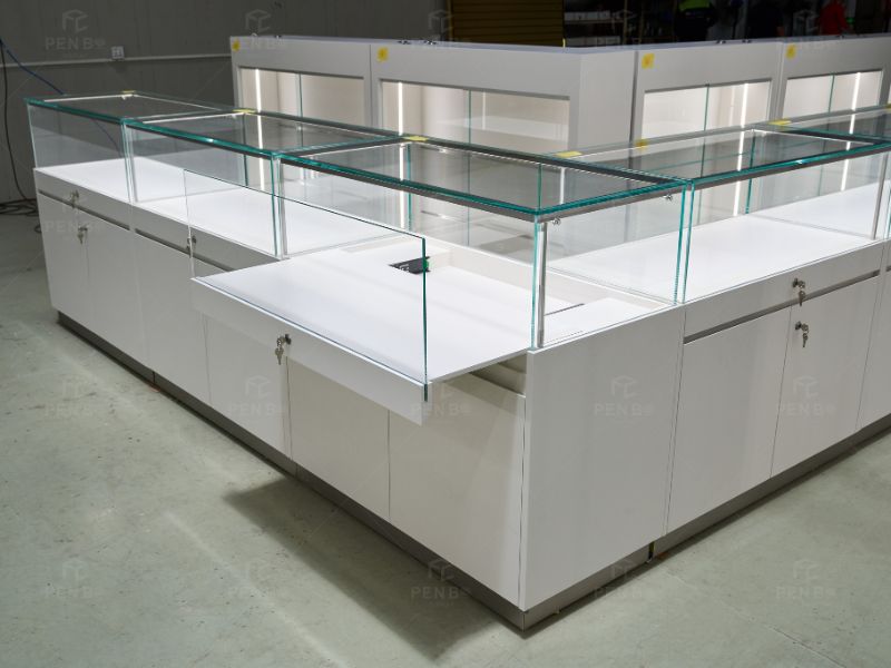 retail jewellery display cabinets