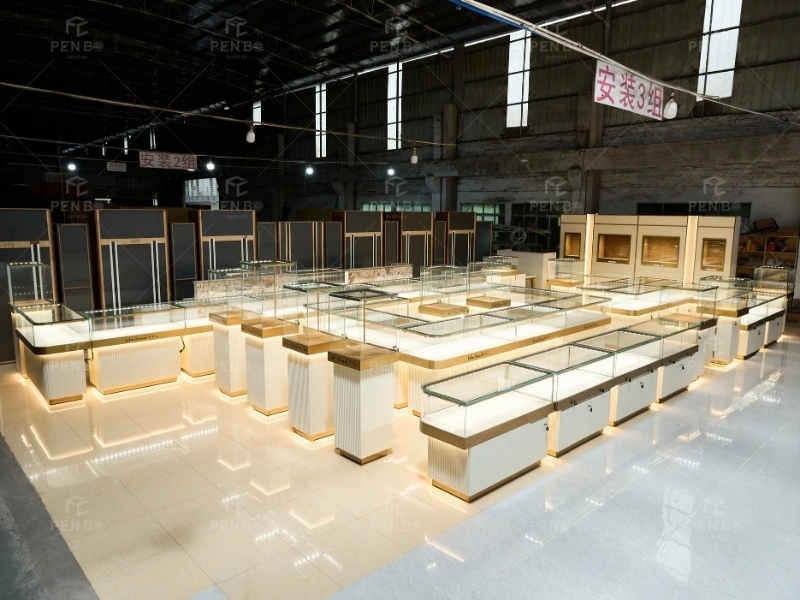 Custom glass jewelry showcases assembled in PENBO factor